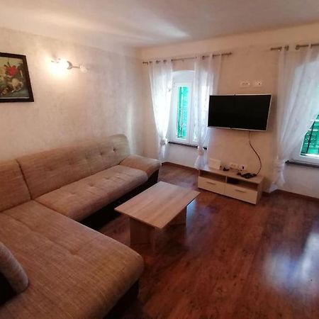 Apartment In Lovran Eksteriør billede