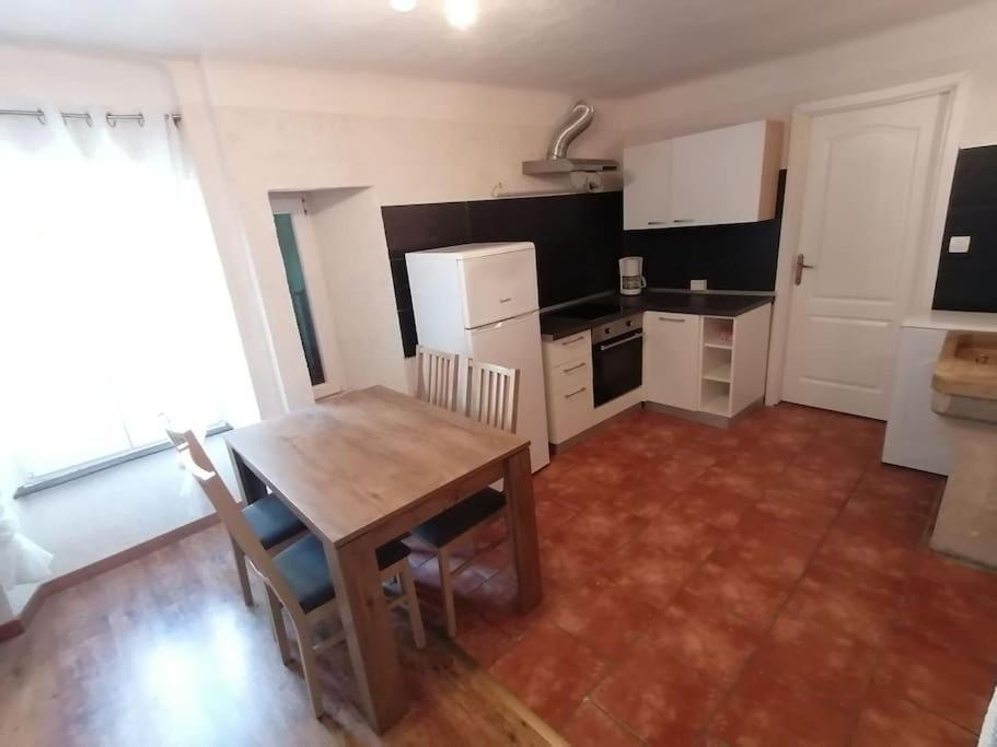 Apartment In Lovran Eksteriør billede